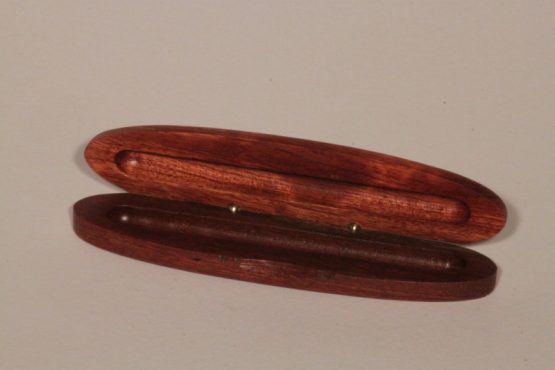 Oval stained Single Pen Box