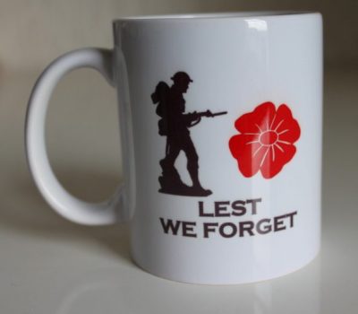 11oz White Mug Lest We Forget with Duke of Edinburgh's Royal Regiment Badge